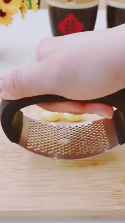 Multi-function Garlic Presser